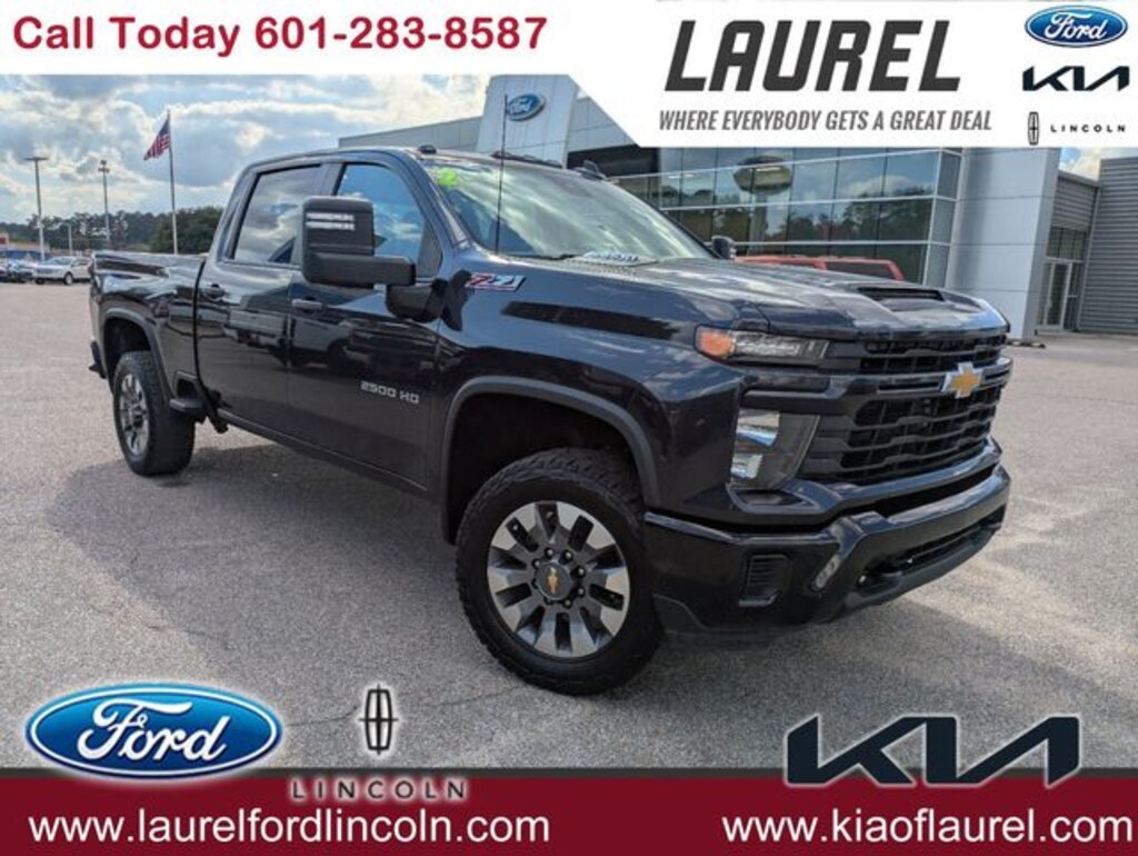 Used 2024 Chevrolet Silverado 2500HD Custom Truck