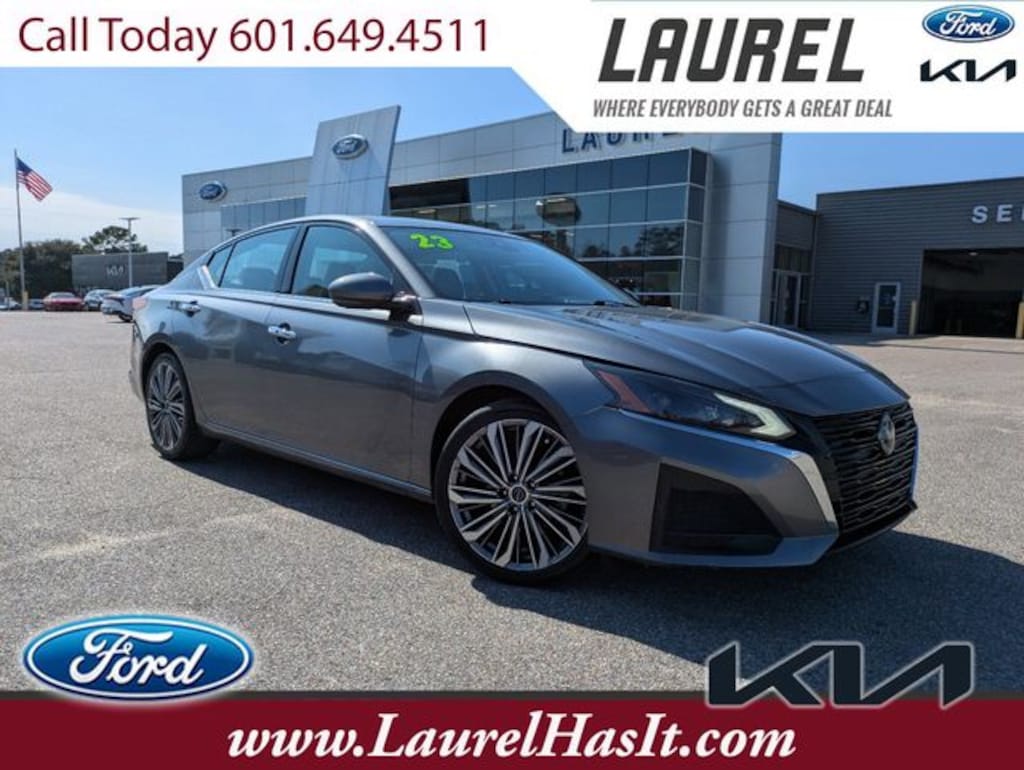 Used 2023 Nissan Altima 2.5 SL Sedan