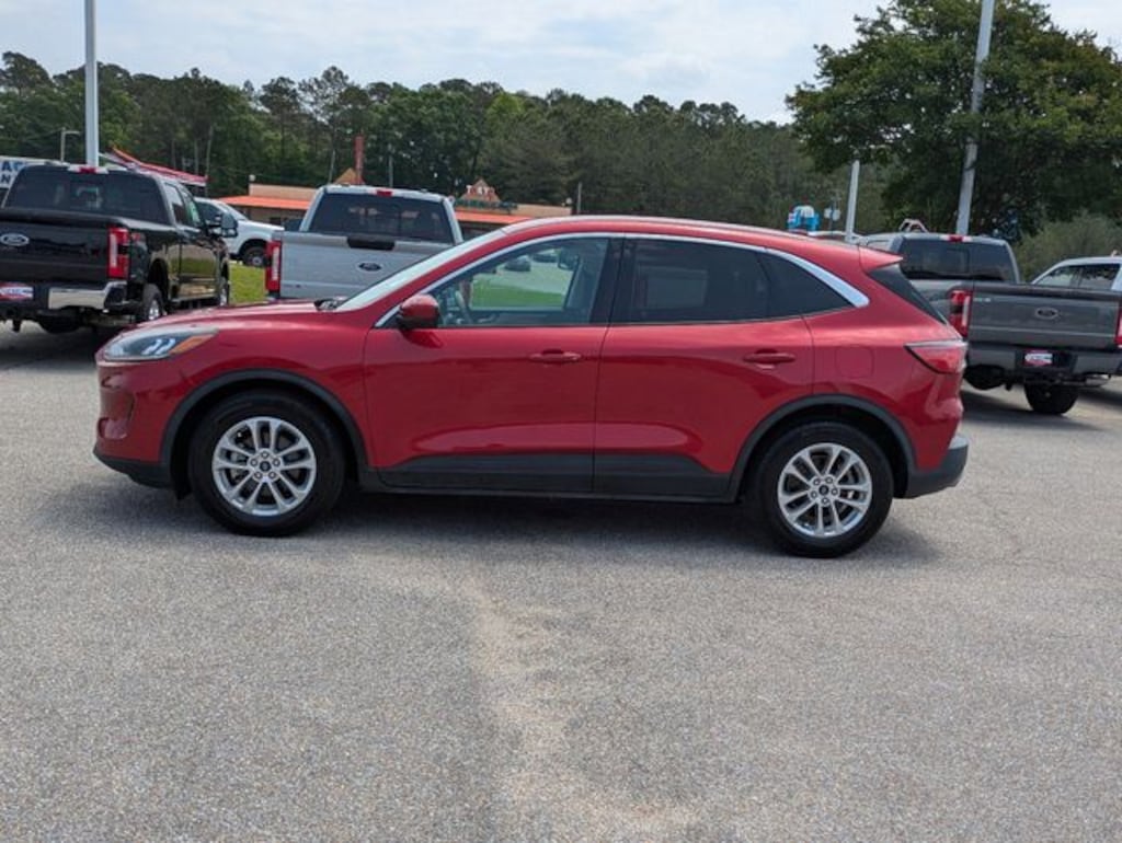 Used 2021 Ford Escape SE SUV