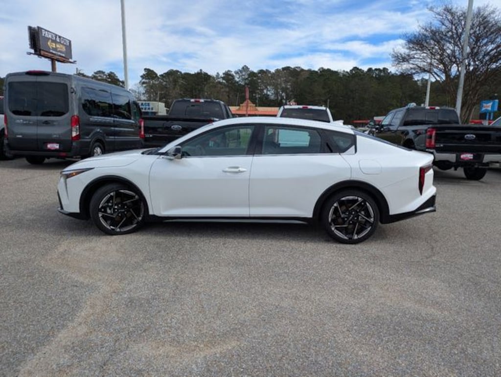 Used 2025 Kia K4 GT-Line Sedan