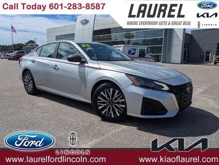 2024 Nissan Altima 2.5 SV Sedan