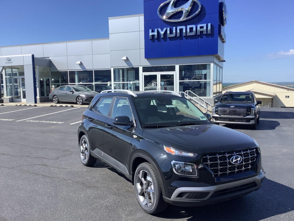 New 2026 Hyundai Venue SEL SUV