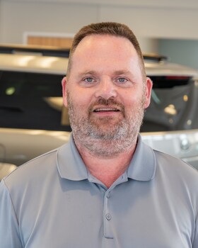 Staff member Shawn Hart from ID_aca6ca758d81
