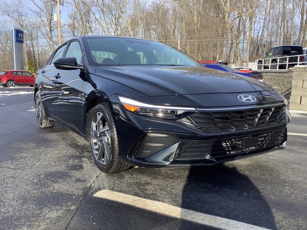 2025 Hyundai Elantra SEL