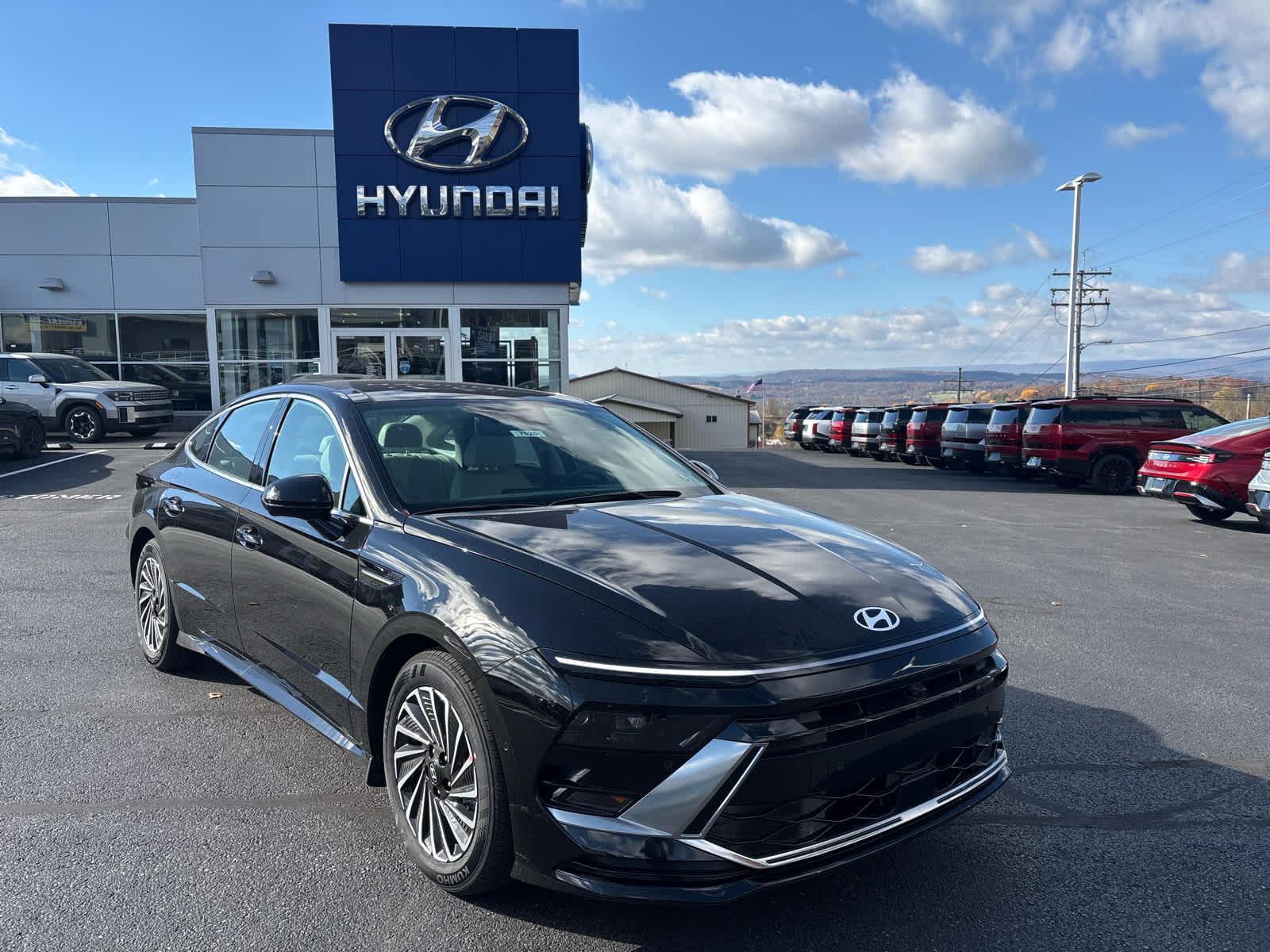 2027 Hyundai Sonata Hybrid Limited FWD