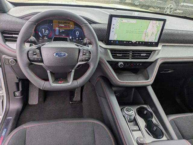 2026 Ford Explorer ST - Photo 18