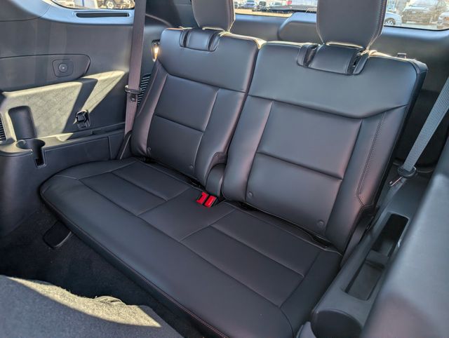 2026 Ford Explorer ST - Photo 22