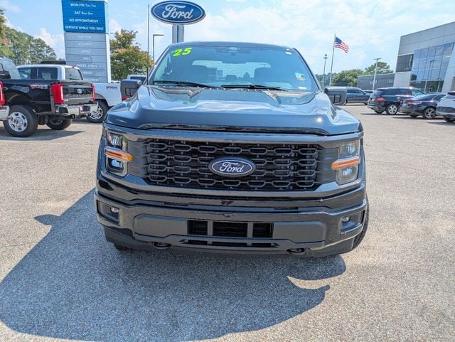 2025 Ford F-150 STX - Photo 3