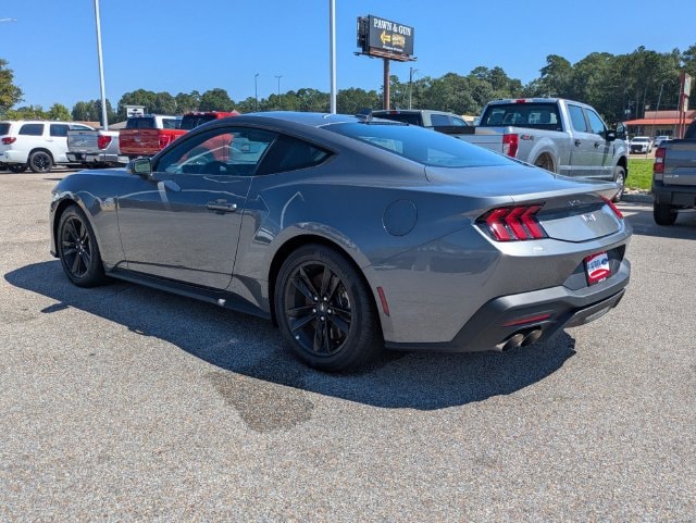 2026 Ford Mustang GT Fastback - Photo 5
