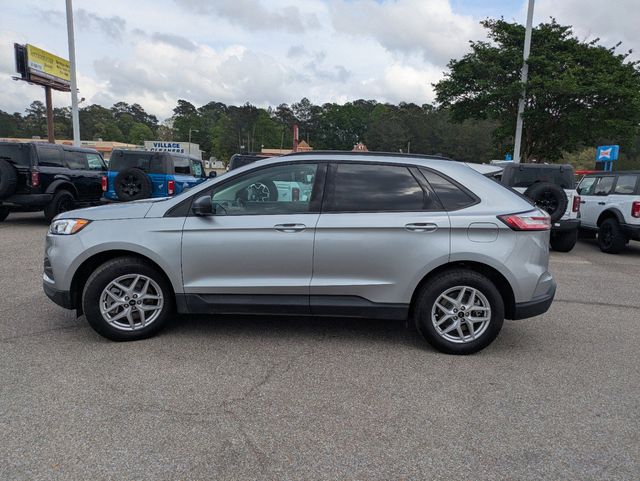 2024 Ford Edge SE photo 4