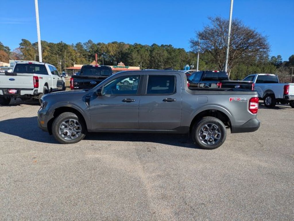 New 2025 Ford Maverick XLT Truck