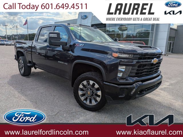 2024 Chevrolet Silverado 2500HD Custom's photo