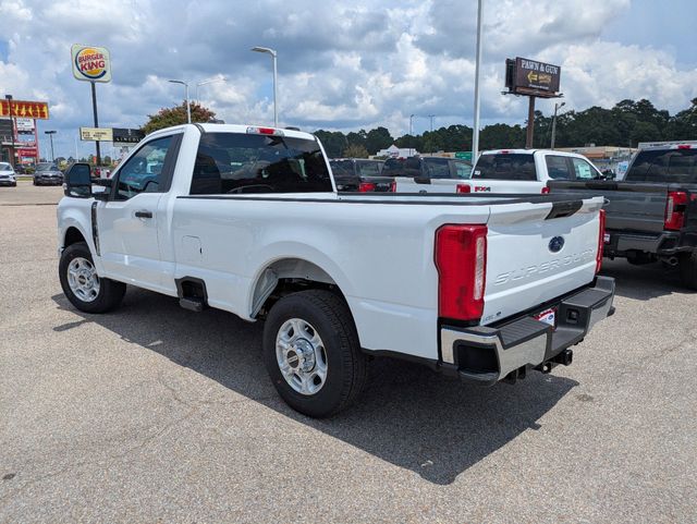 2026 Ford F-250 Super Duty XLT - Photo 6