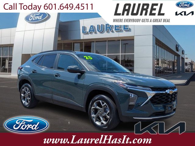 2025 Chevrolet Trax LT's photo