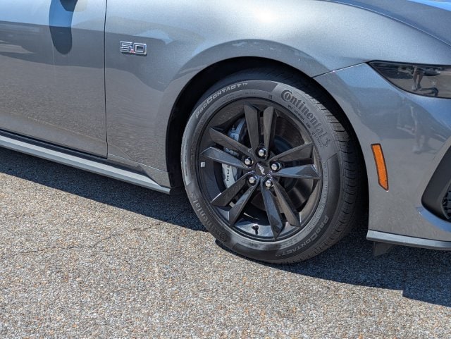 2026 Ford Mustang GT Fastback - Photo 9