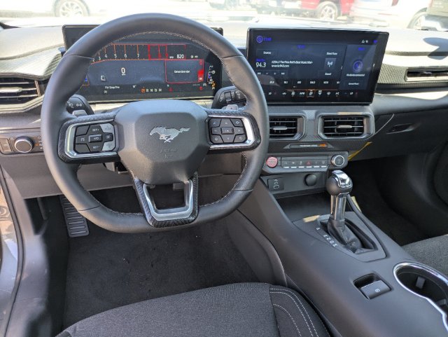 2026 Ford Mustang GT Fastback - Photo 13