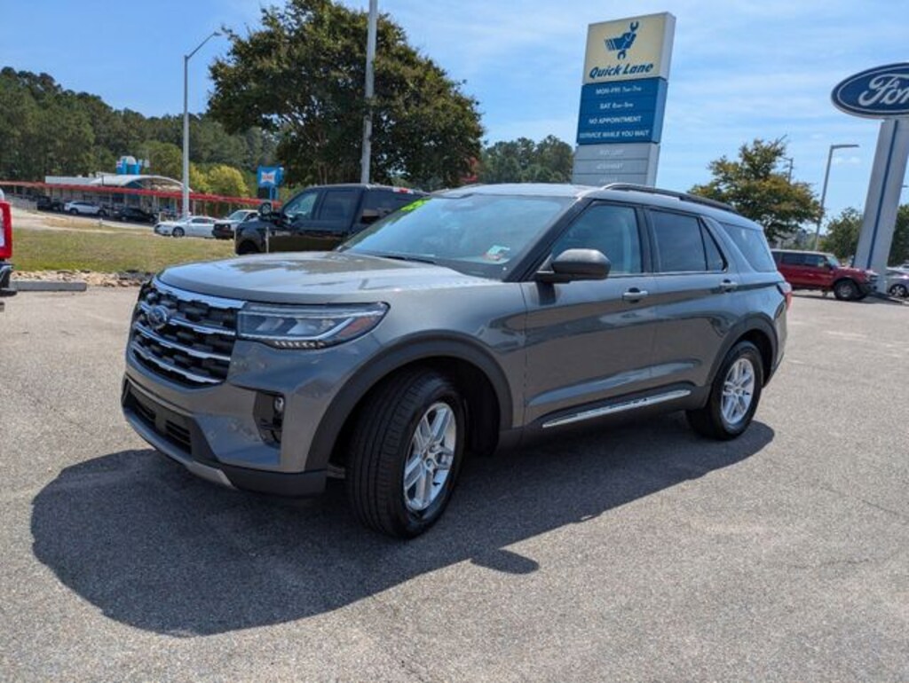 New 2025 Ford Explorer Active SUV