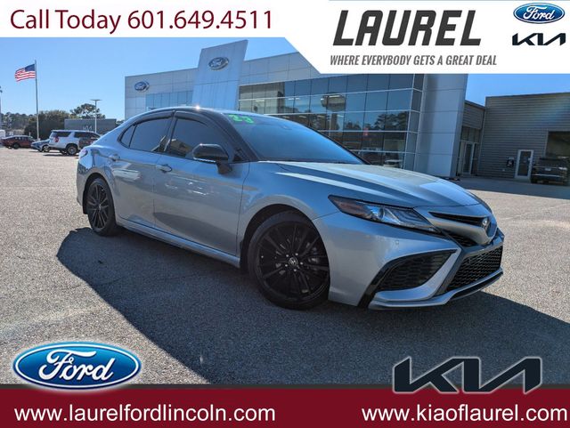 2023 Toyota Camry XSE's photo