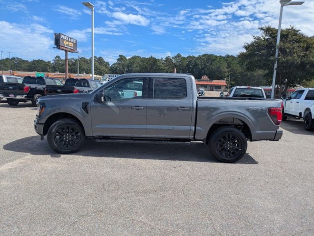New 2025 Ford F-150 XLT Truck