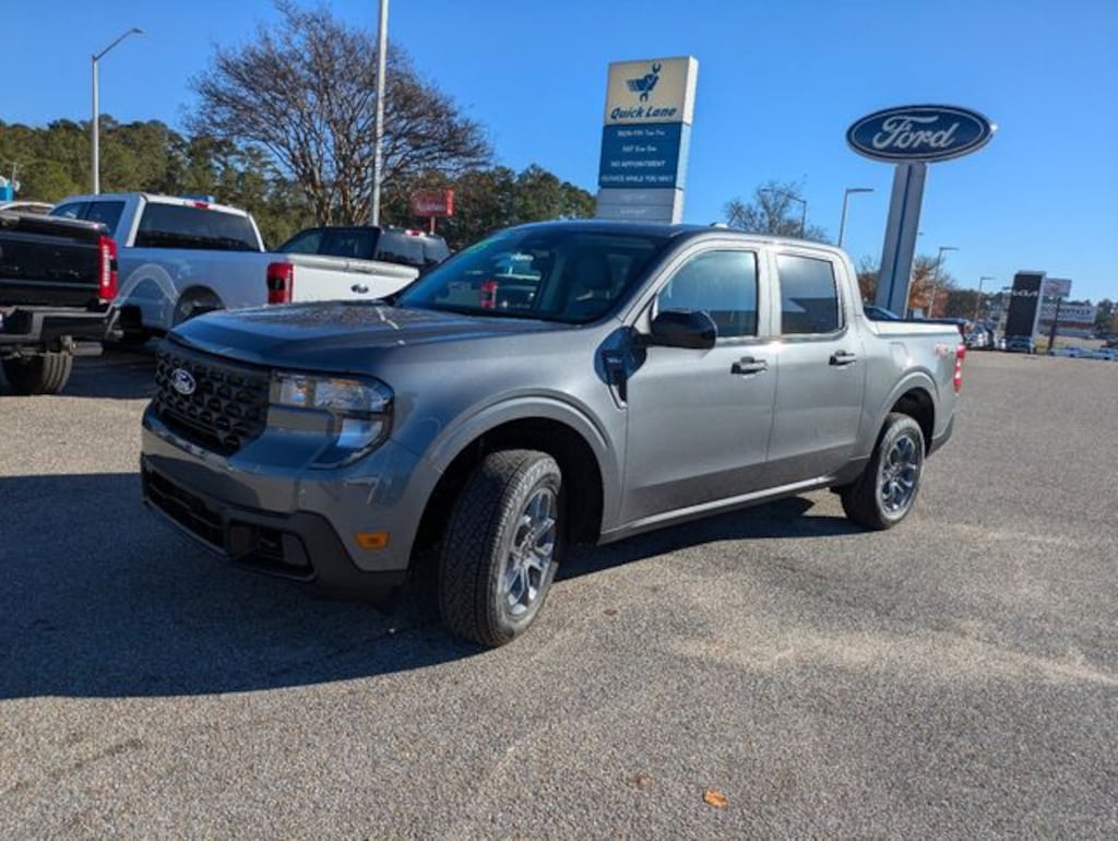 New 2025 Ford Maverick XLT Truck
