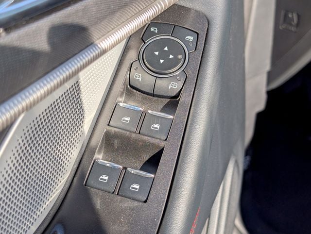 2026 Ford Explorer ST - Photo 16