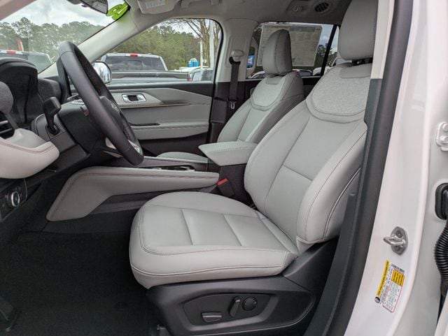2026 Ford Explorer Active - Photo 11