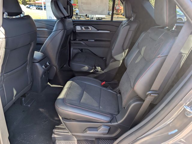 2026 Ford Explorer ST - Photo 21