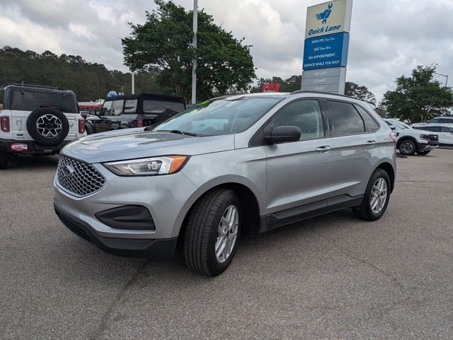 2024 Ford Edge SE photo 3