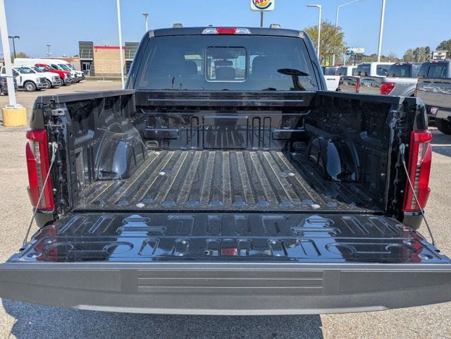 2026 Ford F-150 XLT - Photo 8