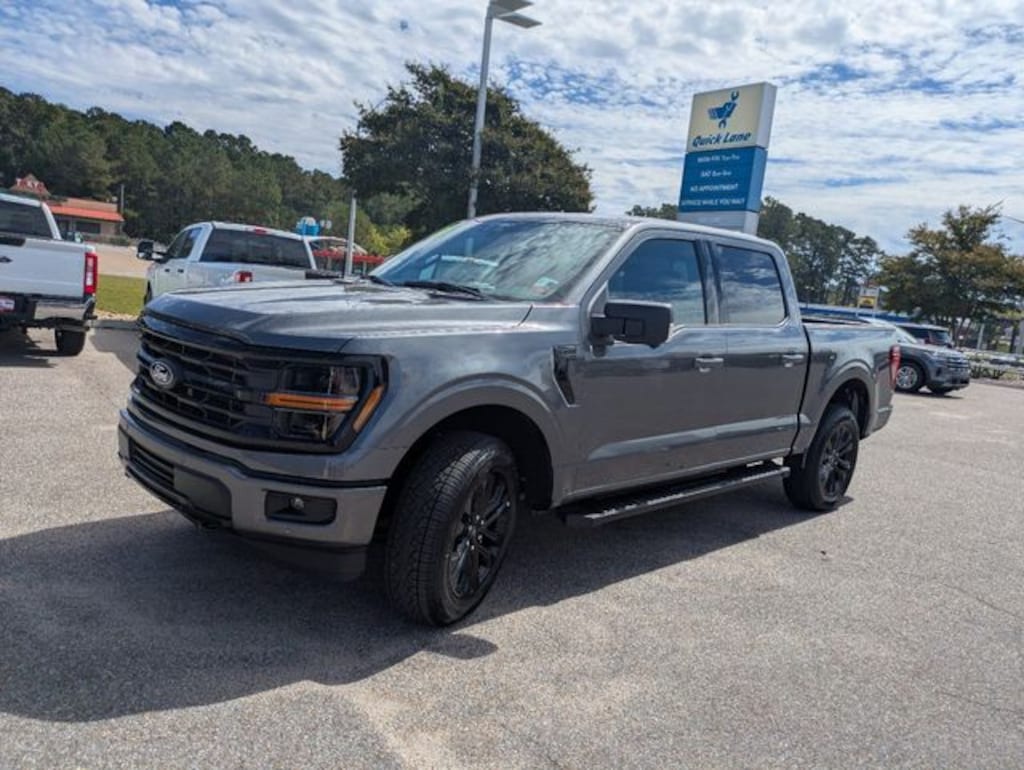 New 2025 Ford F-150 XLT Truck