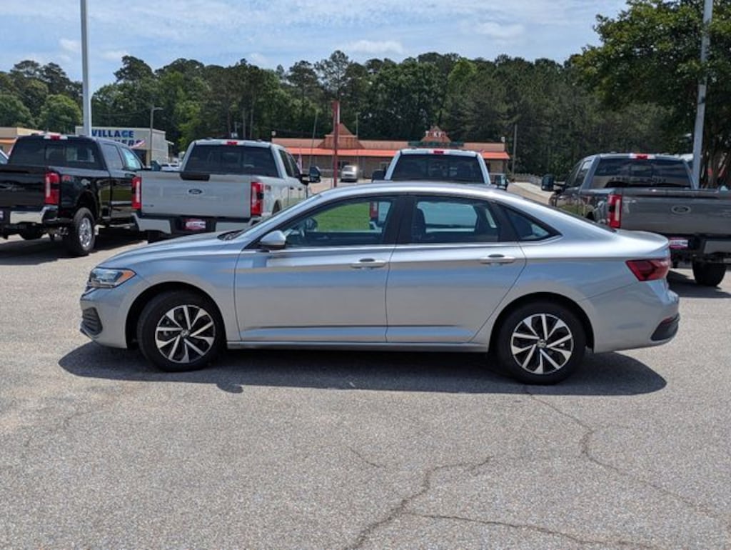 Used 2024 Volkswagen Jetta 1.5T S Sedan