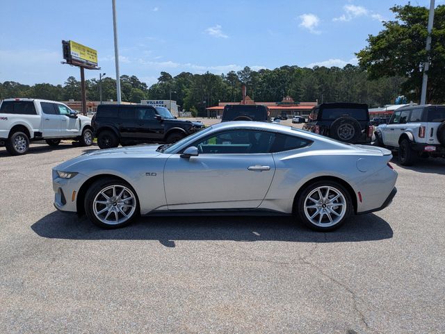 2025 Ford Mustang GT Premium photo 4
