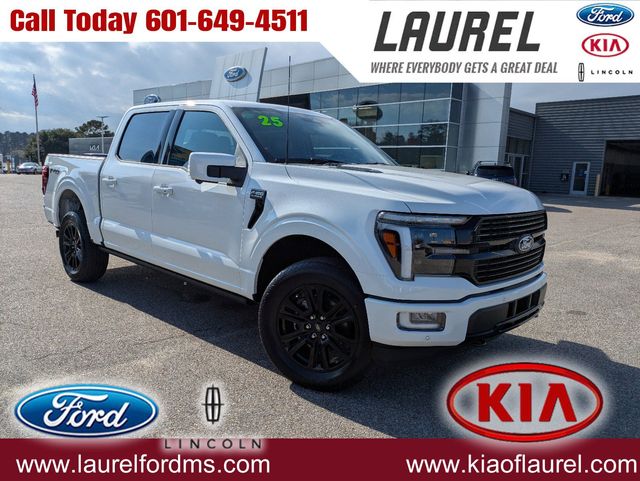 2025 Ford F-150 Platinum's photo