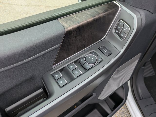 2026 Ford F-250 Super Duty Lariat - Photo 13