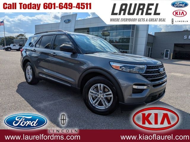 2022 Ford Explorer XLT's photo