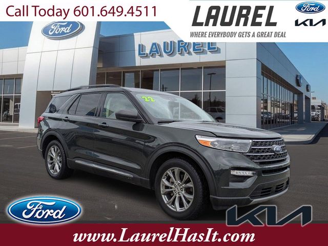 2022 Ford Explorer XLT RWD's photo
