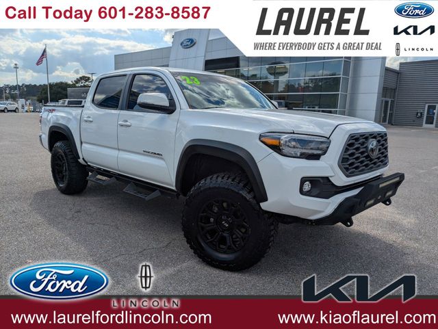 2023 Toyota Tacoma TRD Off Road's photo