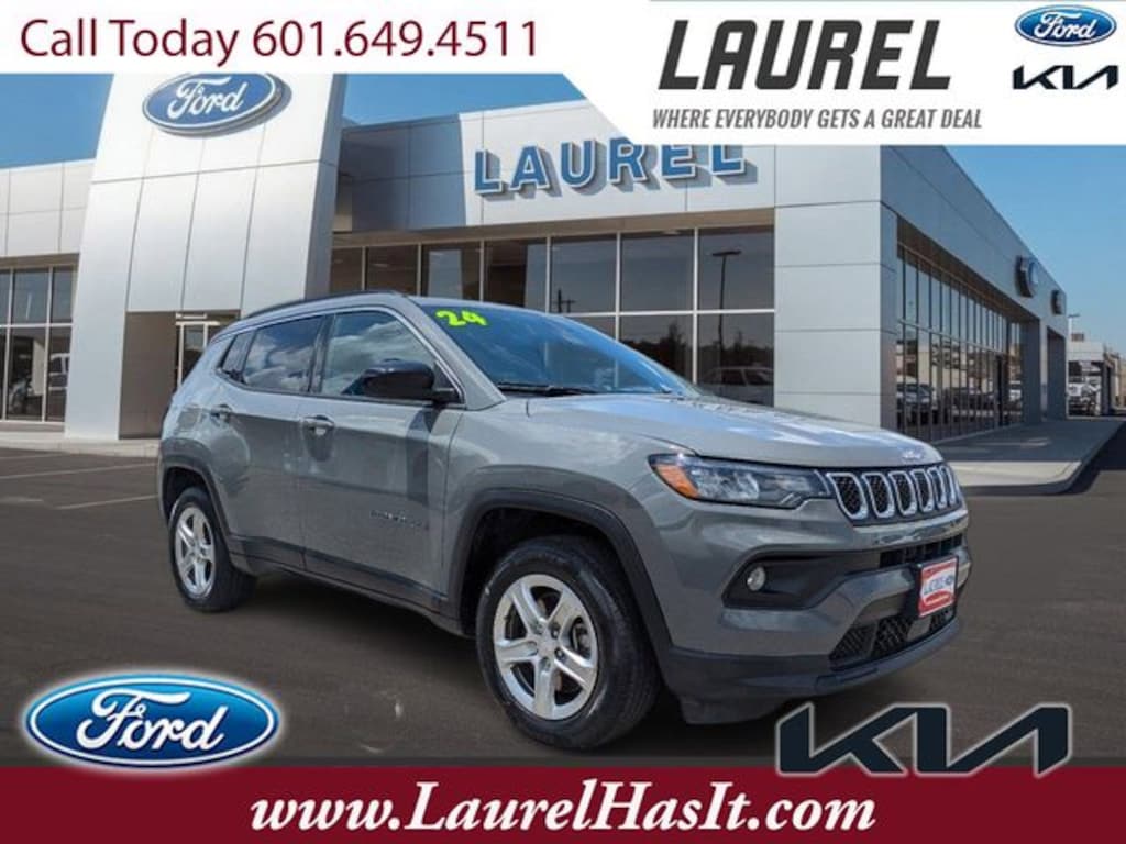 Used 2024 Jeep Compass Latitude SUV