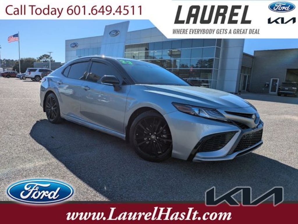 Used 2023 Toyota Camry XSE V6 Sedan