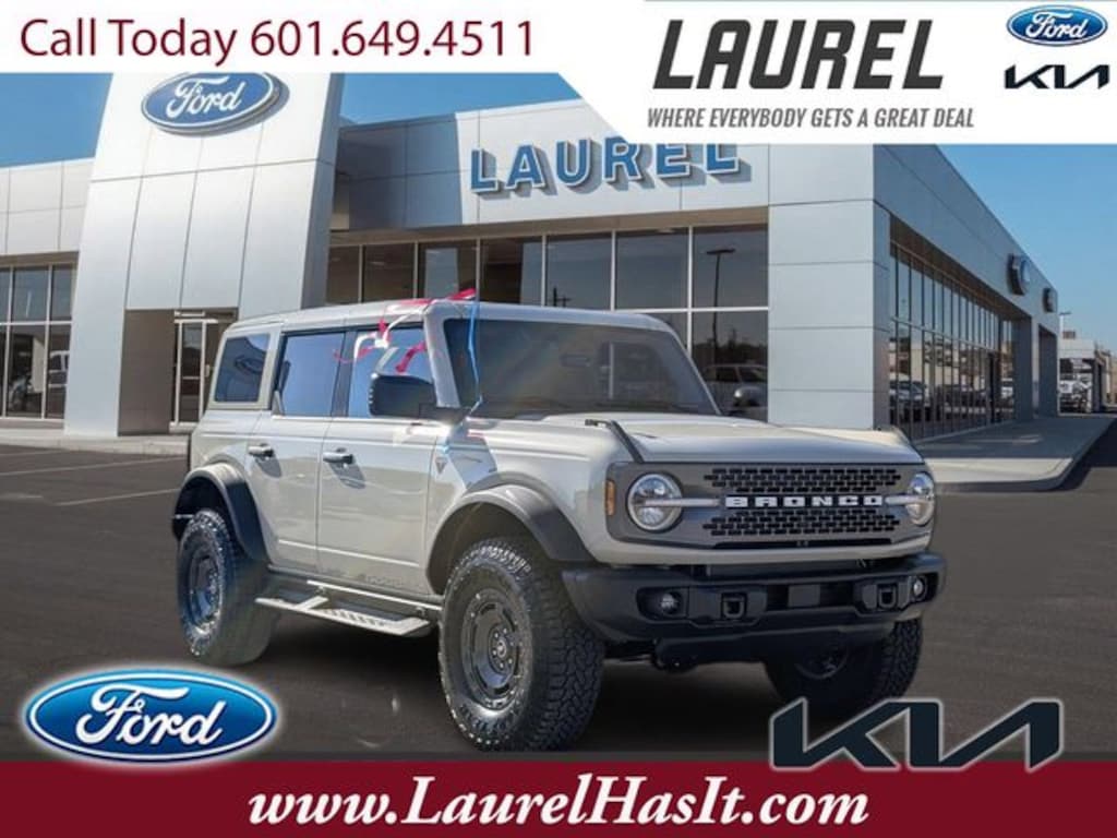 New 2025 Ford Bronco Badlands SUV
