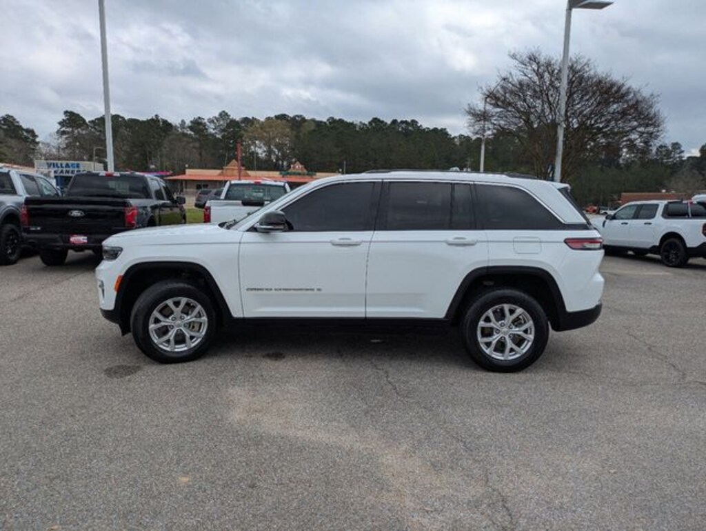 Used 2023 Jeep Grand Cherokee Limited SUV