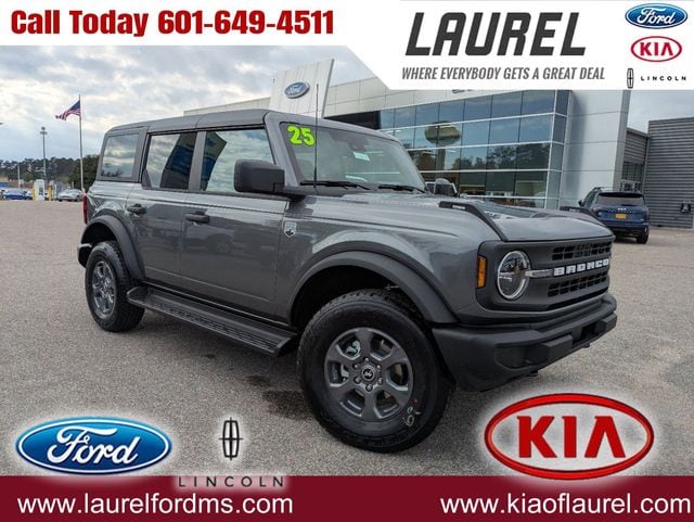 2025 Ford Bronco 4-Door Big Bend's photo