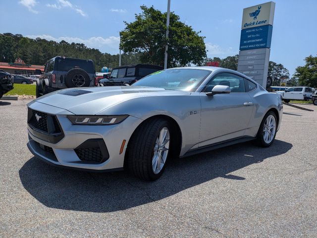 2025 Ford Mustang GT Premium photo 3