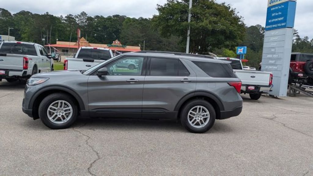 New 2026 Ford Explorer Active SUV