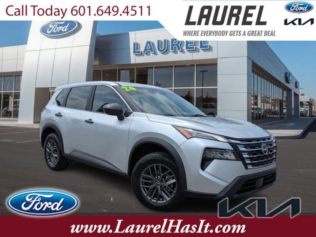 Used 2024 Nissan Rogue S SUV