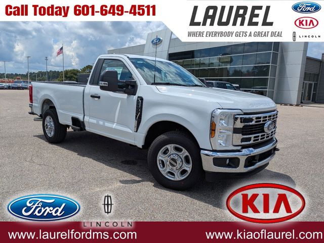 2026 Ford F-250 Super Duty XL's photo