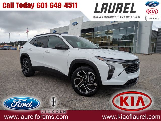 2025 Chevrolet Trax RS's photo