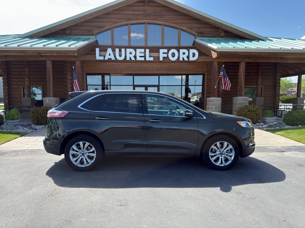 2023 Ford Edge Titanium AWD's photo