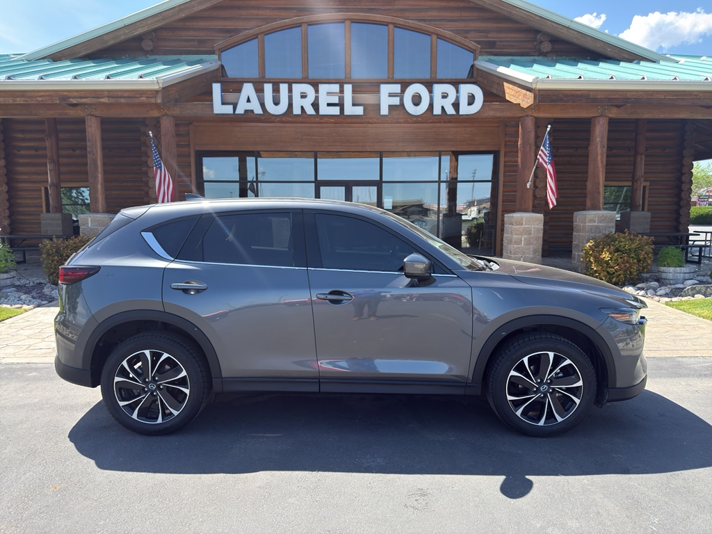 2023 Mazda CX-5 S Premium package Auto AWD's photo