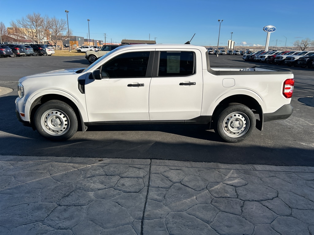 2024 Ford Maverick XL photo 4